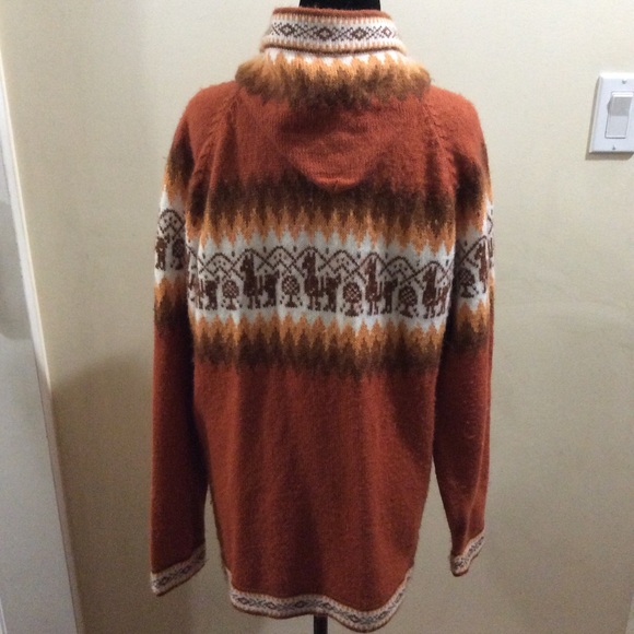 Handmade Alpaca hoodie sweater - Picture 4 of 8